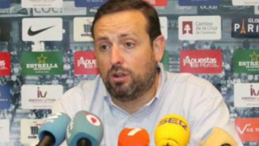 Alejandro Gómez: "El equipo ha salido como si estuviera cansado. Hay jugadores que defensivamente y en actitud no están al nivel que queremos" 