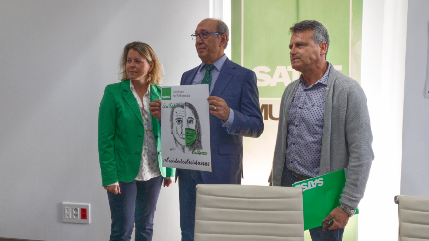 Mercedes García, José Antonio Blaya y Antonio Orenes en la sede de SATSE. ASR