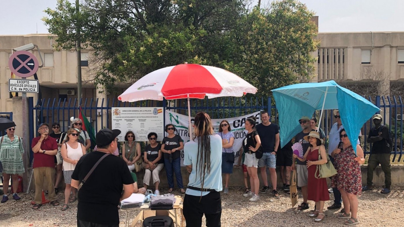 'Convivir sin racismo' denuncia las condiciones del CIE de Sangonera la Verde y pide el cierre