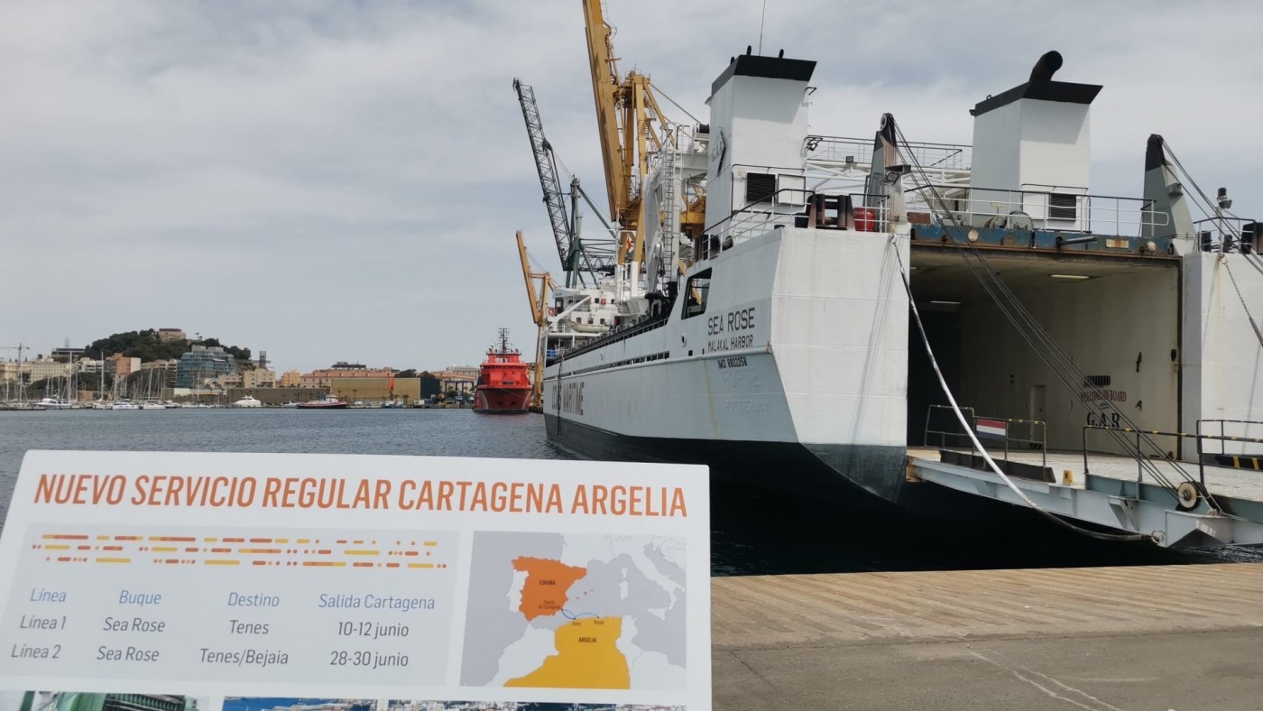 Zarpa el primer barco de la nueva línea marítima que une Cartagena con Argelia
