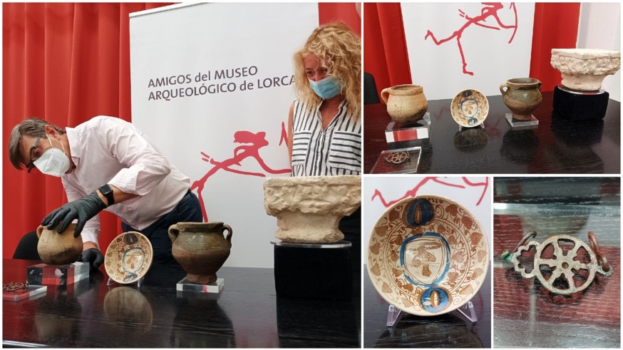 TARDE ABIERTA. El Museo Arqueológico de Lorca incorpora cinco piezas restauradas procedentes de la judería