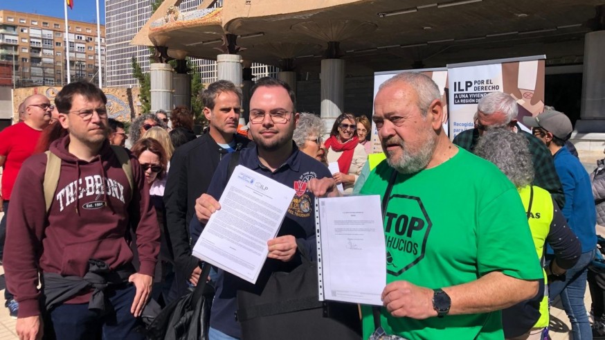 Las familias de la Región necesitan destinar los ingresos de más de cuatro años para poder comprar una vivienda 