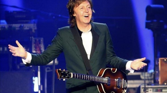 TERMINAL POP T10C013 Le damos un repaso al primer disco de Paul McCartney desde su #1 Egypt Station en 2018, McCartney III es un álbum desnudo, producido por él mismo