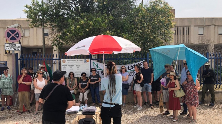 'Convivir sin racismo' denuncia las condiciones del CIE de Sangonera la Verde y pide el cierre