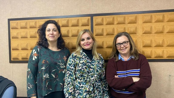 Marta Ferrero, Helena Flores y Teresa Allepuz en Onda Regional