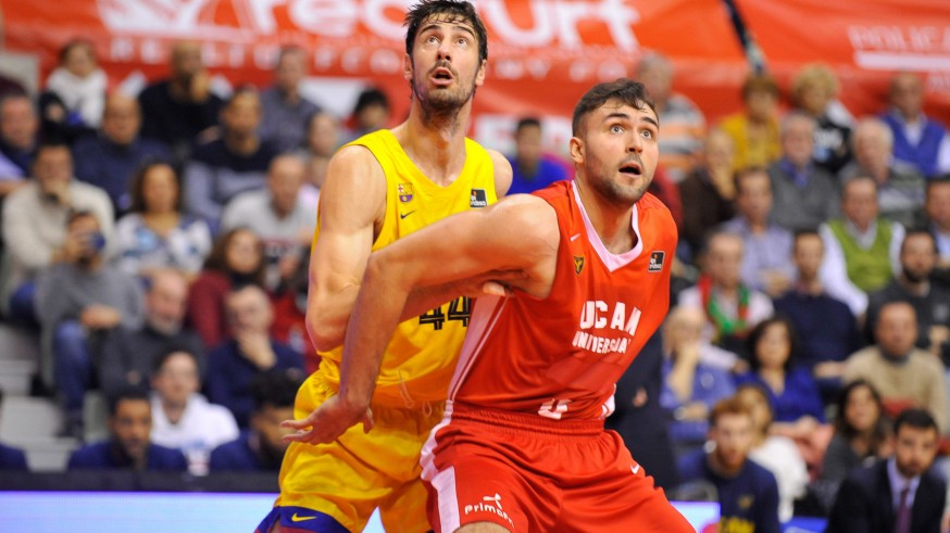 El UCAM CB Murcia cae 83-87 ante el FCB Basket
