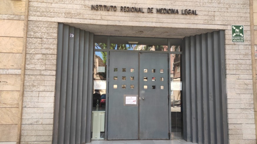 Los forenses de las CCAA no trasferidas a Justicia anuncian movilizaciones, entre ellas en Murcia