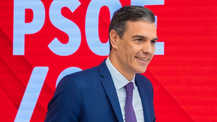 Sánchez dice que tomó la decisión del 23J "con su conciencia" y equipara PP y VOX