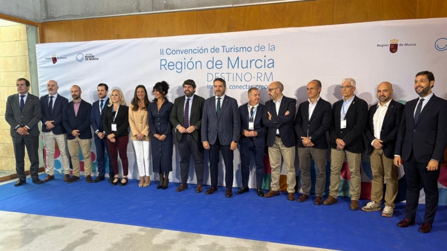 López Miras destaca el “mejor momento” turístico de la Región y anuncia una nueva línea de ayudas de 3 millones de euros