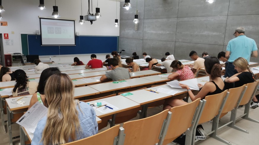 La convocatoria de julio de la EBAU examina a 1.235 estudiantes