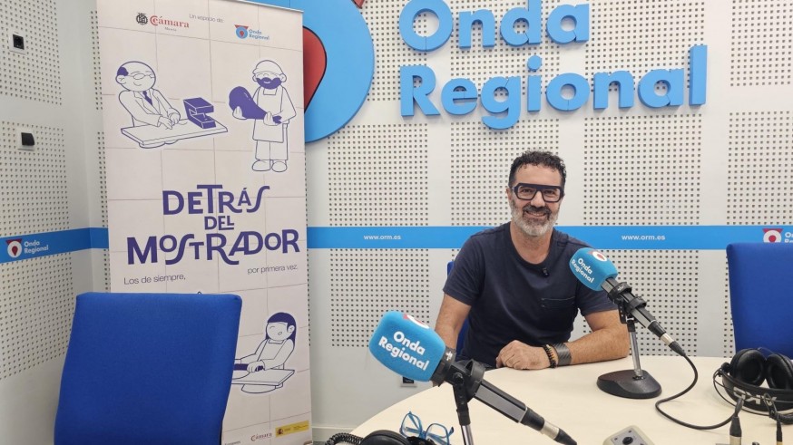 Detrás del mostrador: Óptica Ferao, diseño artesanal y vanguardia visual en Murcia