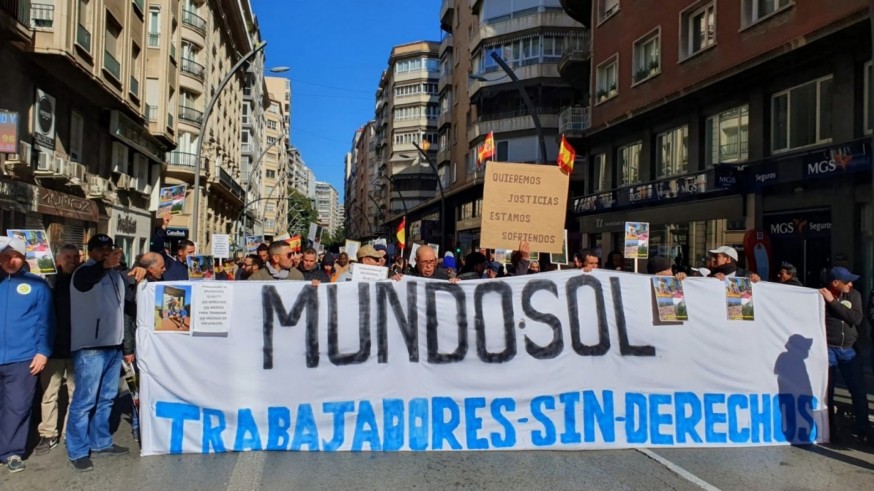 El sindicato Redes denuncia el "abuso" de Mundosol a sus trabajadores 