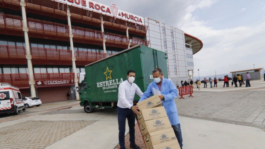 50.000 personas vacunadas contra la covid en el Estadio Enrique Roca de Murcia