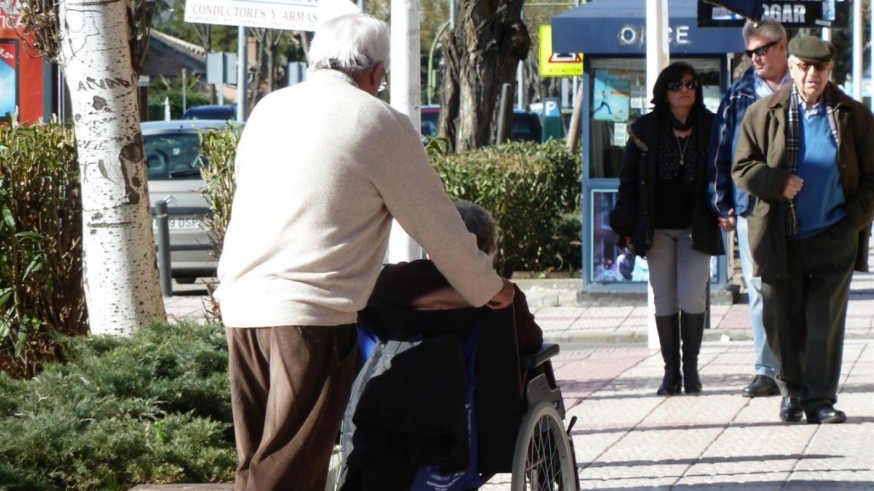 La Región de Murcia supera la media nacional de espera para resolver los expedientes de Dependencia