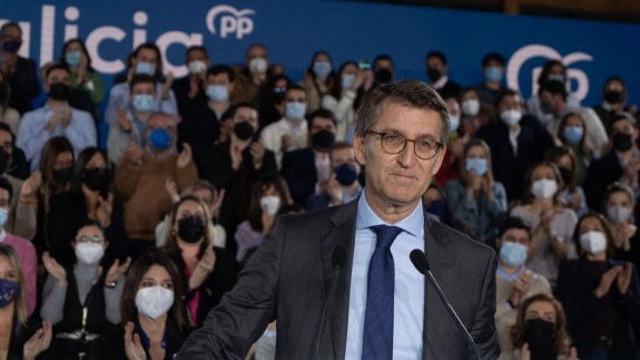 Núñez Feijóo abre en Murcia su campaña para liderar el PP