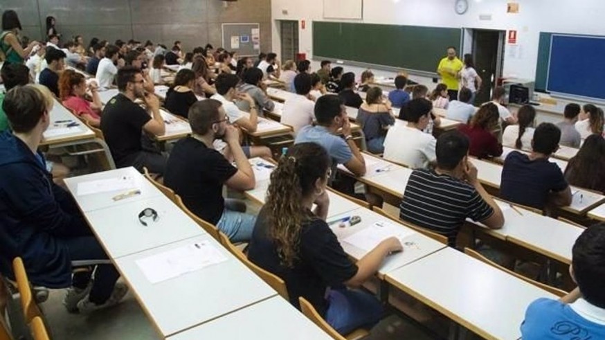 Hablamos del acuerdo entre Consejería y universidades para la realización de la PAU en la Región