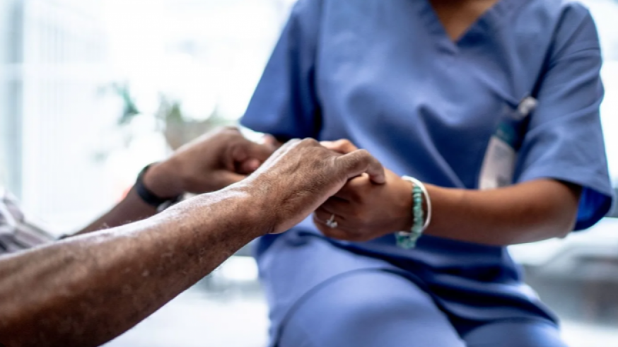 El personal sanitario de las concesionarias sanitarias privadas informará a los usuarios de las condiciones laborales de la plantilla 