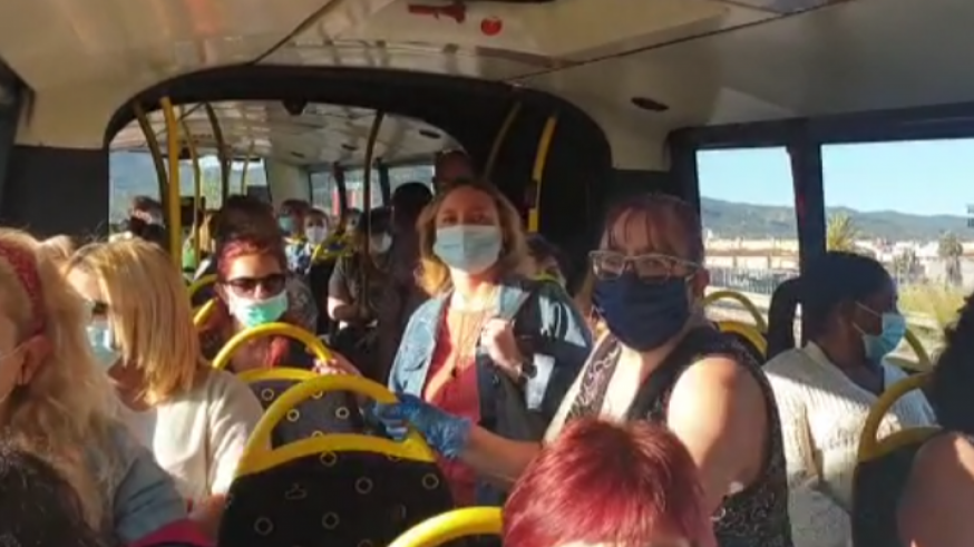 Así iba el autobús que cubre la línea Murcia-El Palmar