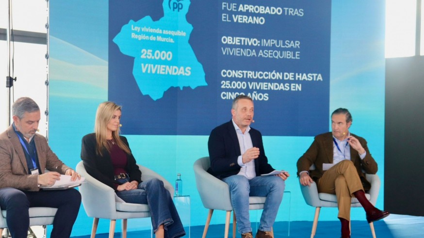 Domingo Segado achaca al bloqueo de Vox y PSOE que los jóvenes puedan construir su proyecto de vida