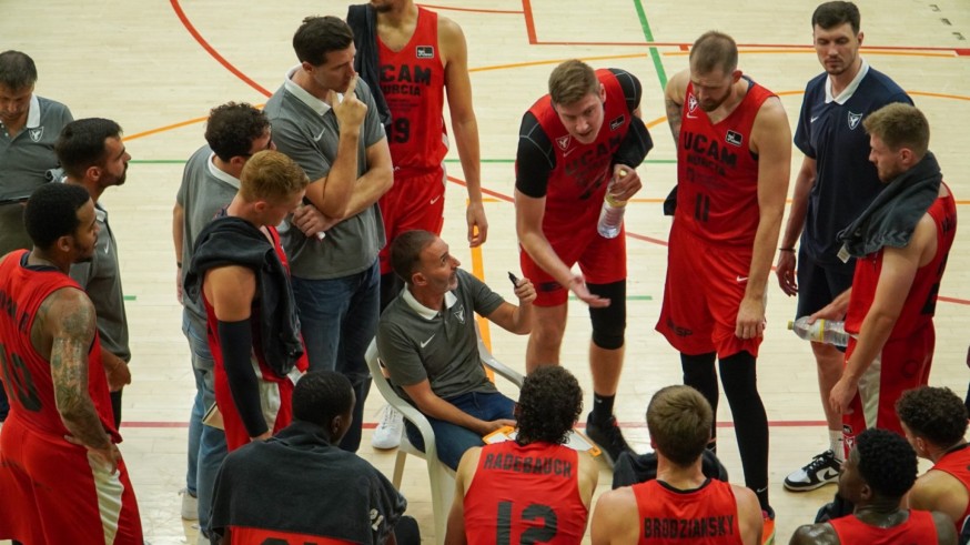 El UCAM Murcia vence al Flamengo en el primer amistoso de la pretemporada