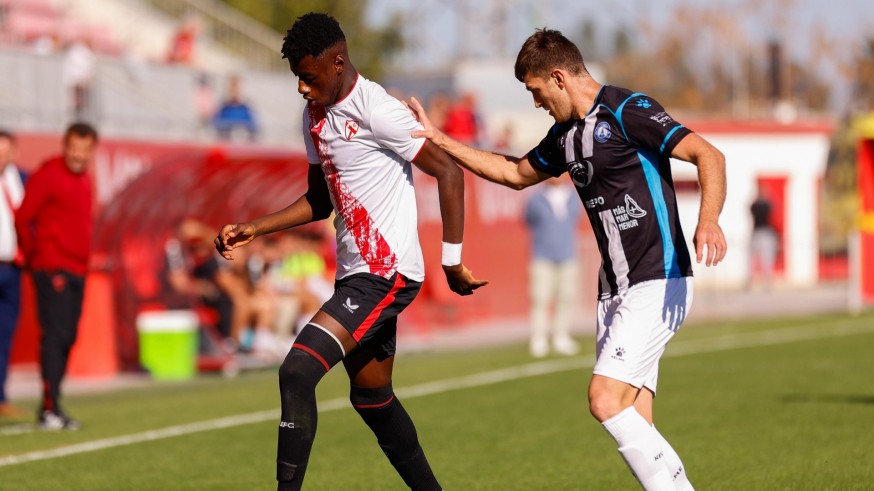 El Racing Cartagena cae ante un certero Sevilla Atlético (1-0)