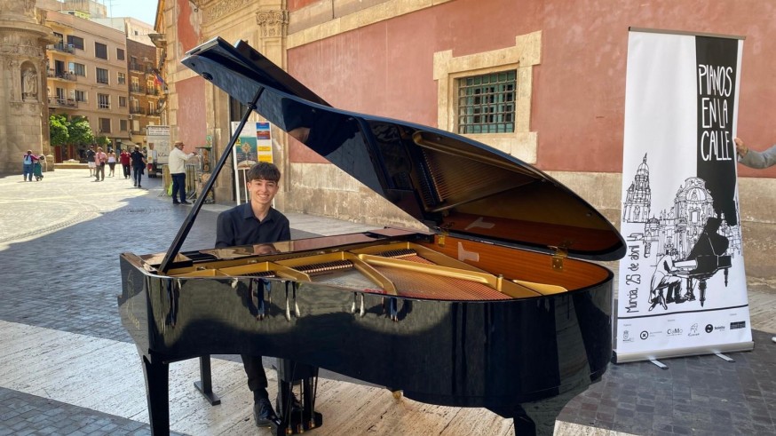 Vuelven los 'Pianos en la calle' a Murcia este sábado
