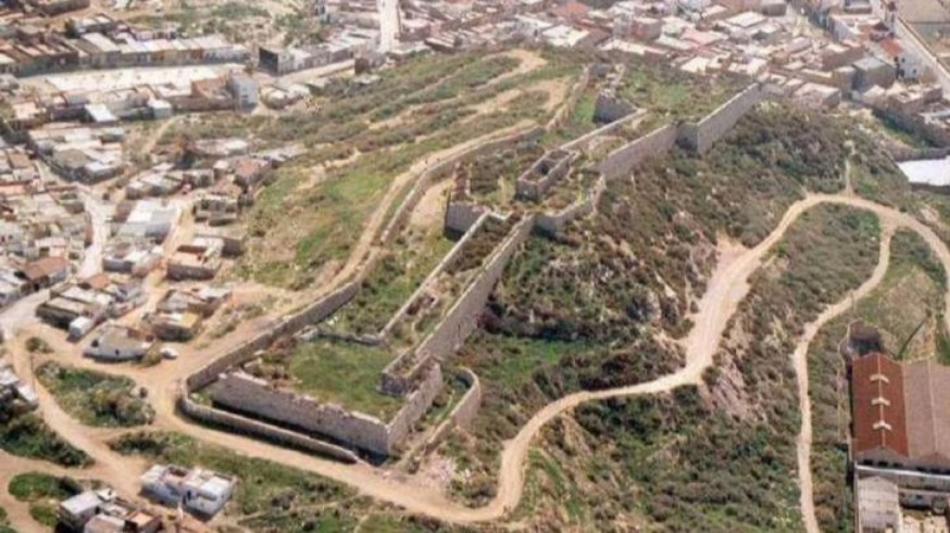 La Plataforma en Defensa del Castillo de los Moros de Cartagena asegura que no han contado con ellos para elaborar el plan director