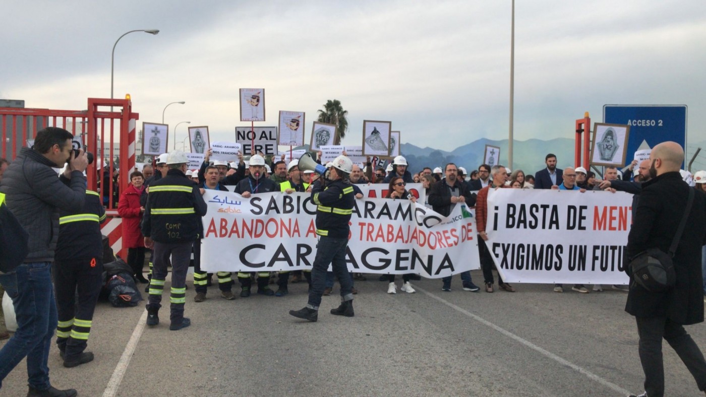 Los trabajadores de Sabic amenazan con paros si no hay una negociación