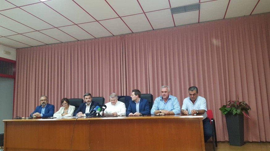 Reunión de los alcaldes con Joaquín López