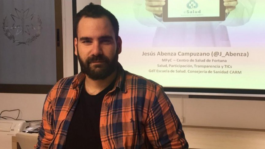 Guía de salud. Verano, pantallas y médicos: tres retos para cuidarnos mejor