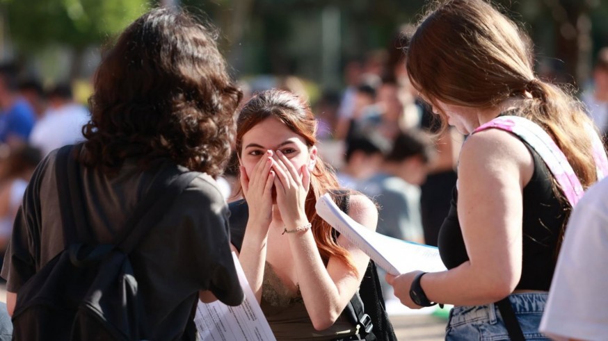Casi 8.000 estudiantes se examinarán de la PAU en la Región