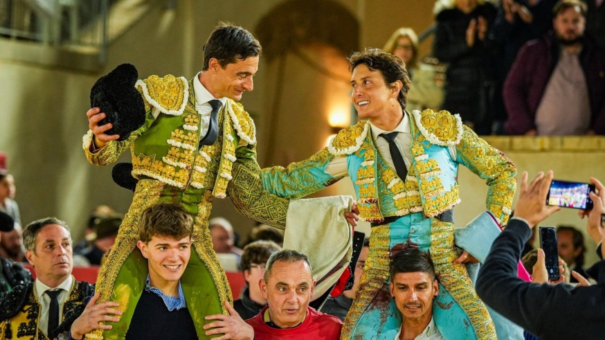 Ureña y Roca Rey se reparten 7 orejas en el mano a mano de Lorca 