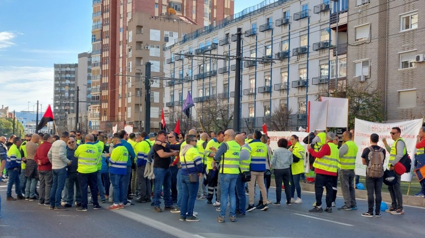 Los trabajadores del transporte sanitario protestarán de nuevo para desbloquear la negociación colectiva