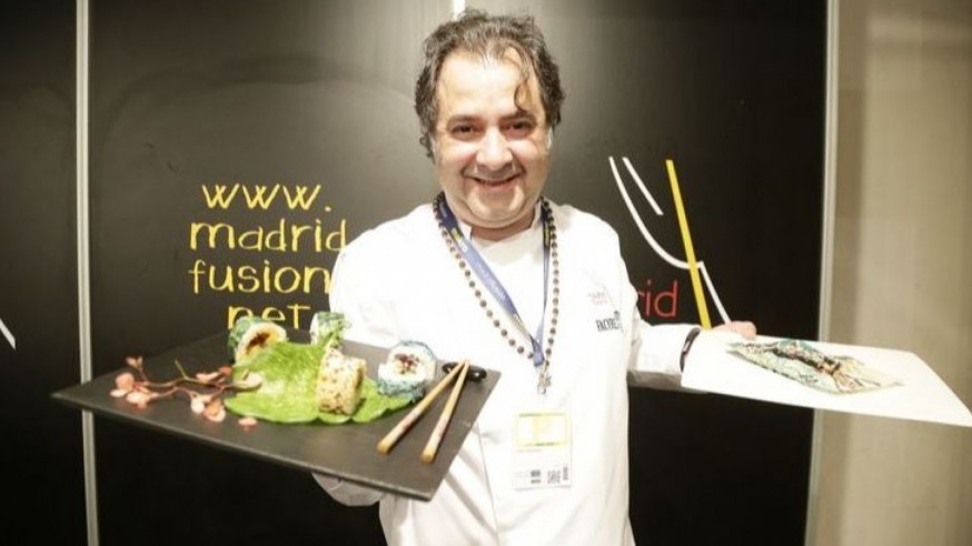 El chef Firo Vázquez recibe el premio Alimentos de España por la difusión del aceite de oliva