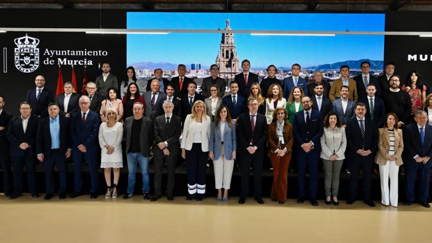 Ballesta pretende transformar 176.000 metros cuadrados de la zona Oeste de Murcia
