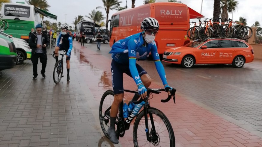 Alejandro Valverde en la salida de la Vuelta a Murcia en Los Alcázares. ORM