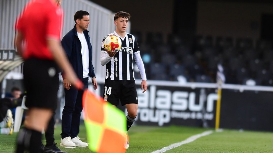 Edgar Alcañiz: "Nunca había jugado de lateral y creo que lo superé"