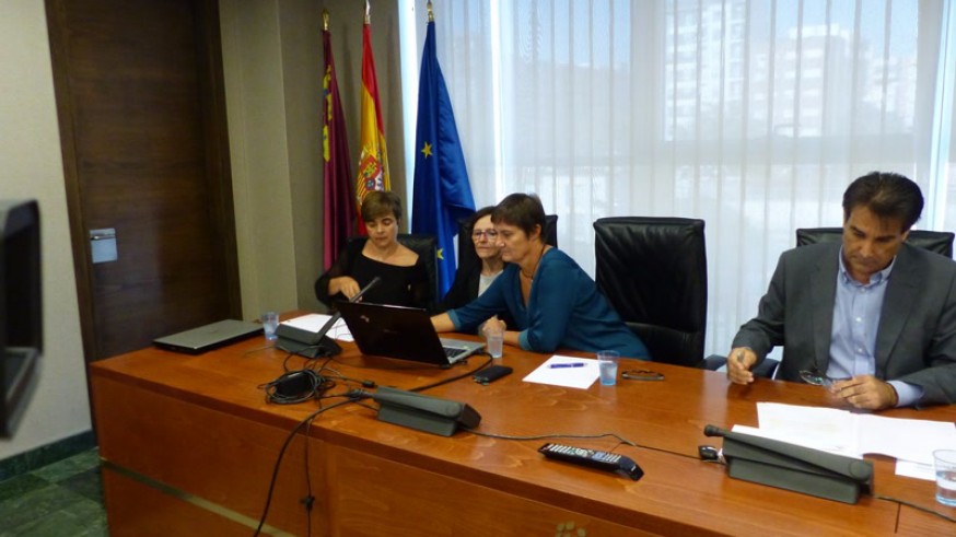 Las tres especialistas en la comisión especial del Mar Menor