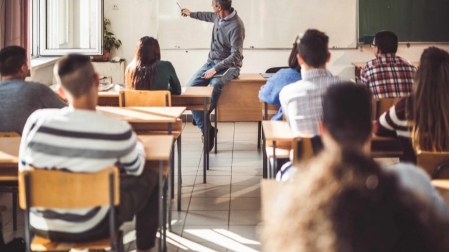 Educación convoca una nueva adjudicación para 38 maestros sin destino 