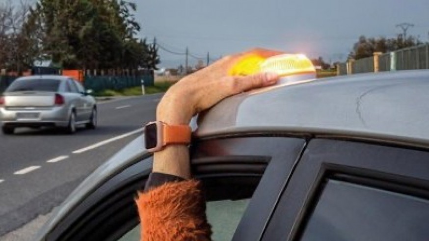 Despejamos dudas sobre la baliza V16 obligatoria desde el 1 de enero