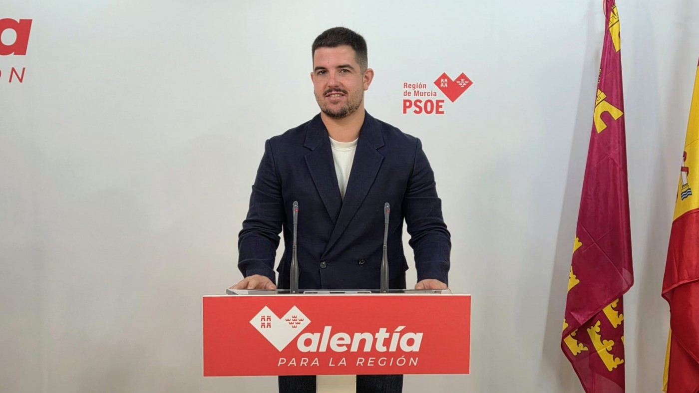 Miguel Ortega, esta mañana en la sede del Partido Socialista en Murcia. PSRM-PSOE