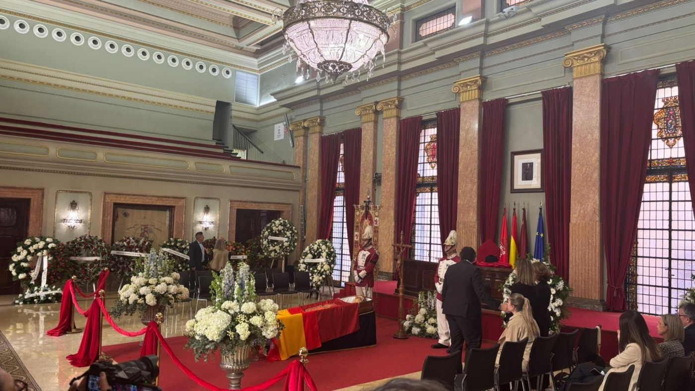 Murcia despide a José Ballesta en el salón de plenos del Ayuntamiento