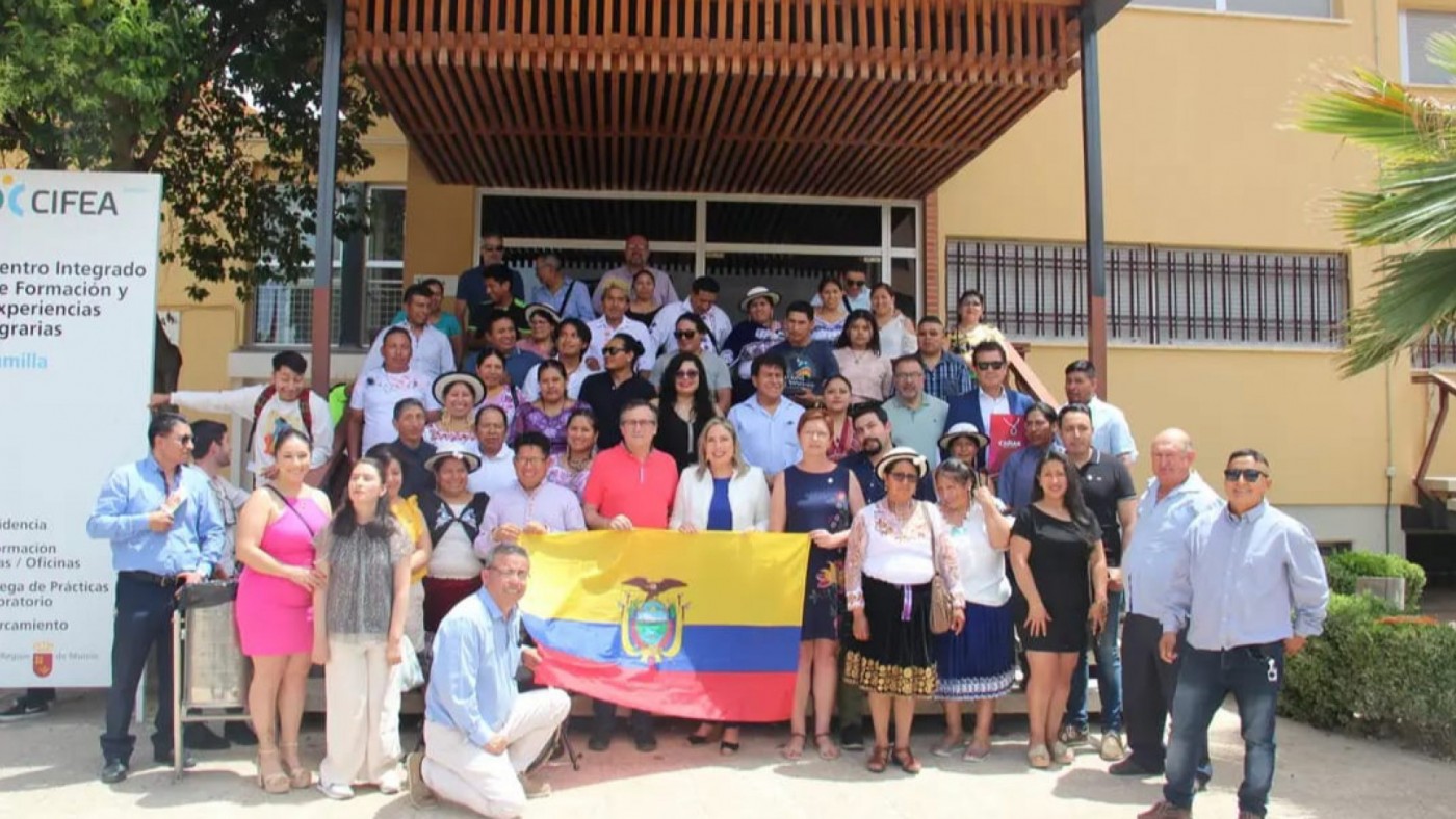 Acuerdos en la Región para colaborar con alcaldes de Ecuador