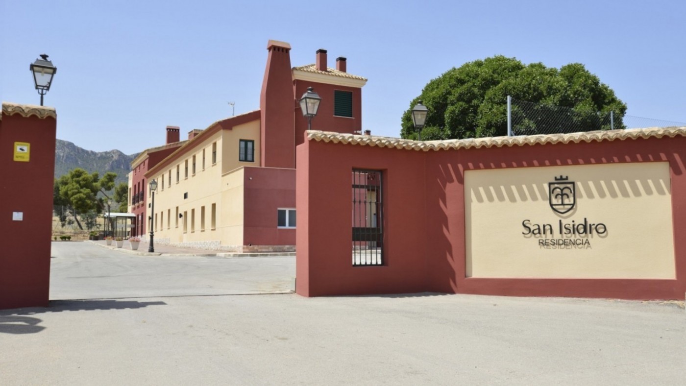El gerente de la residencia de Yecla donde falleció la anciana dice que los trabajadores no han cambiado su versión