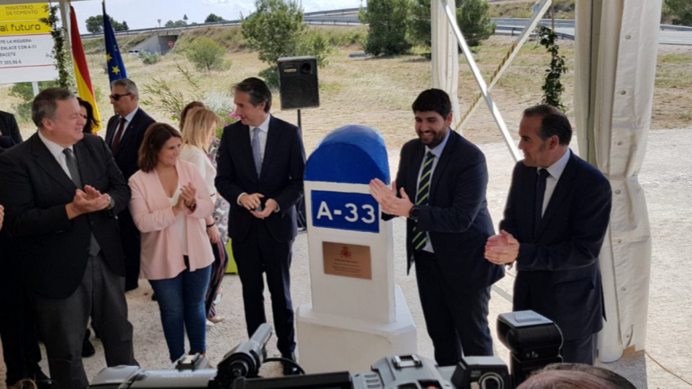 Inauguración de las obras de la A33 en Caudete en mayo de 2018