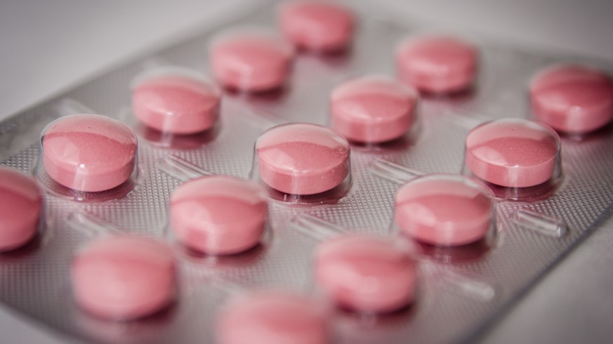 La Agencia Europea del Medicamento autoriza el primer medicamento contra el COVID-19