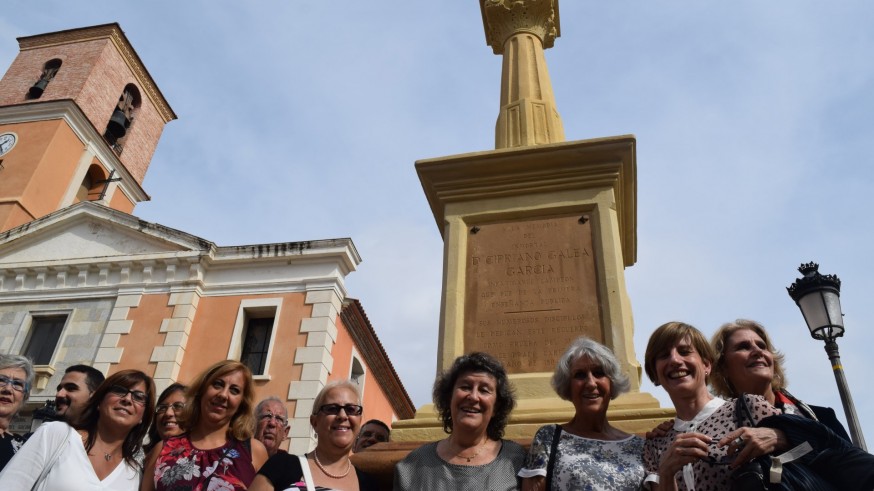 Huermur celebra que se incoe el monumento al maestro Cipriano Galea en La Ñora