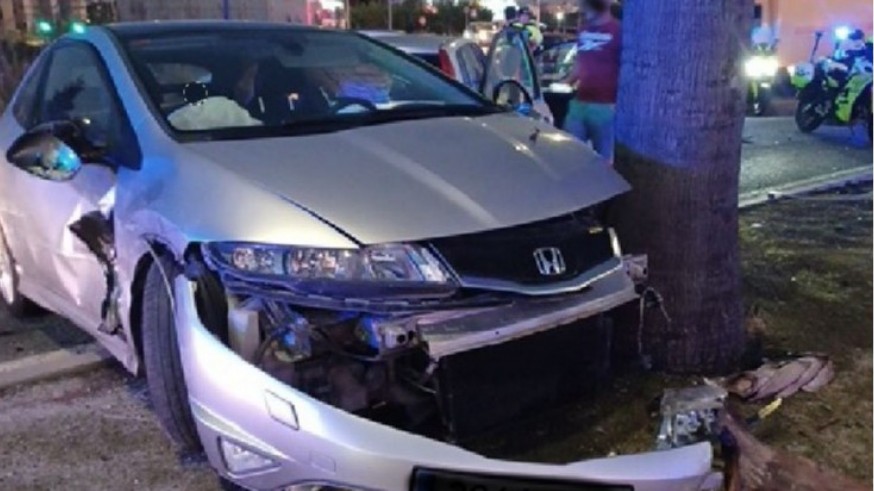 Acaban en la Arrixaca dos personas tras sufrir un accidente en Los Dolores