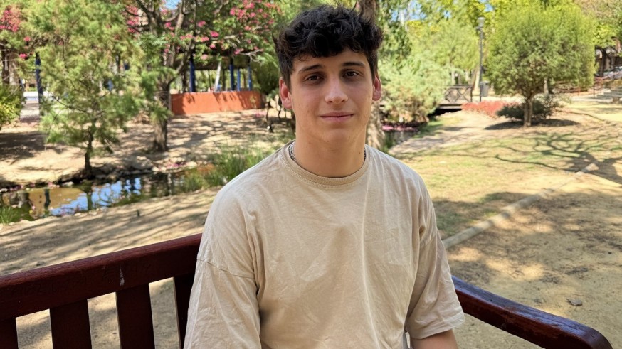 Personas que cuentan. Luis Alcázar habla con Nicanor Iglesias, voluntario de Shejiná, asociación que ofrece ayuda a los jóvenes