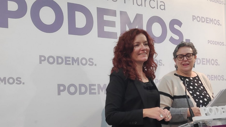 María Angeles García, diputada de Podemos y Concha García, secretaria de Igualdad.